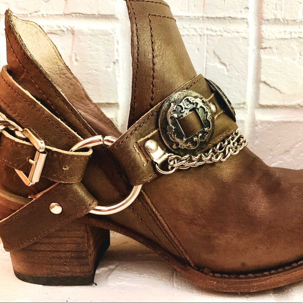 Freebird Mystic Ankle bootie Size 7– Never Worn!